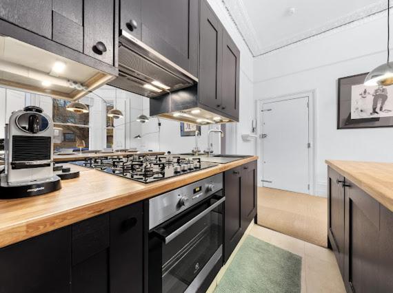 Portobello Large Snug Лондон Экстерьер фото