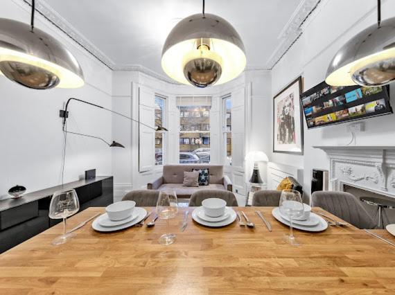 Portobello Large Snug Лондон Экстерьер фото